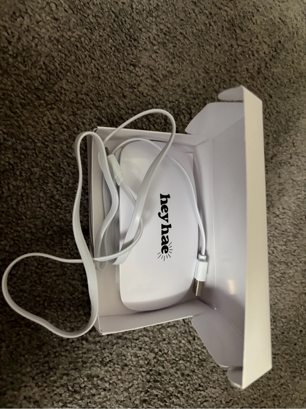 White travel size uv nail lamp